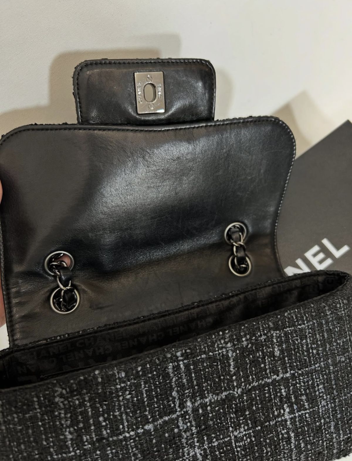 Сумка Chanel твідова 