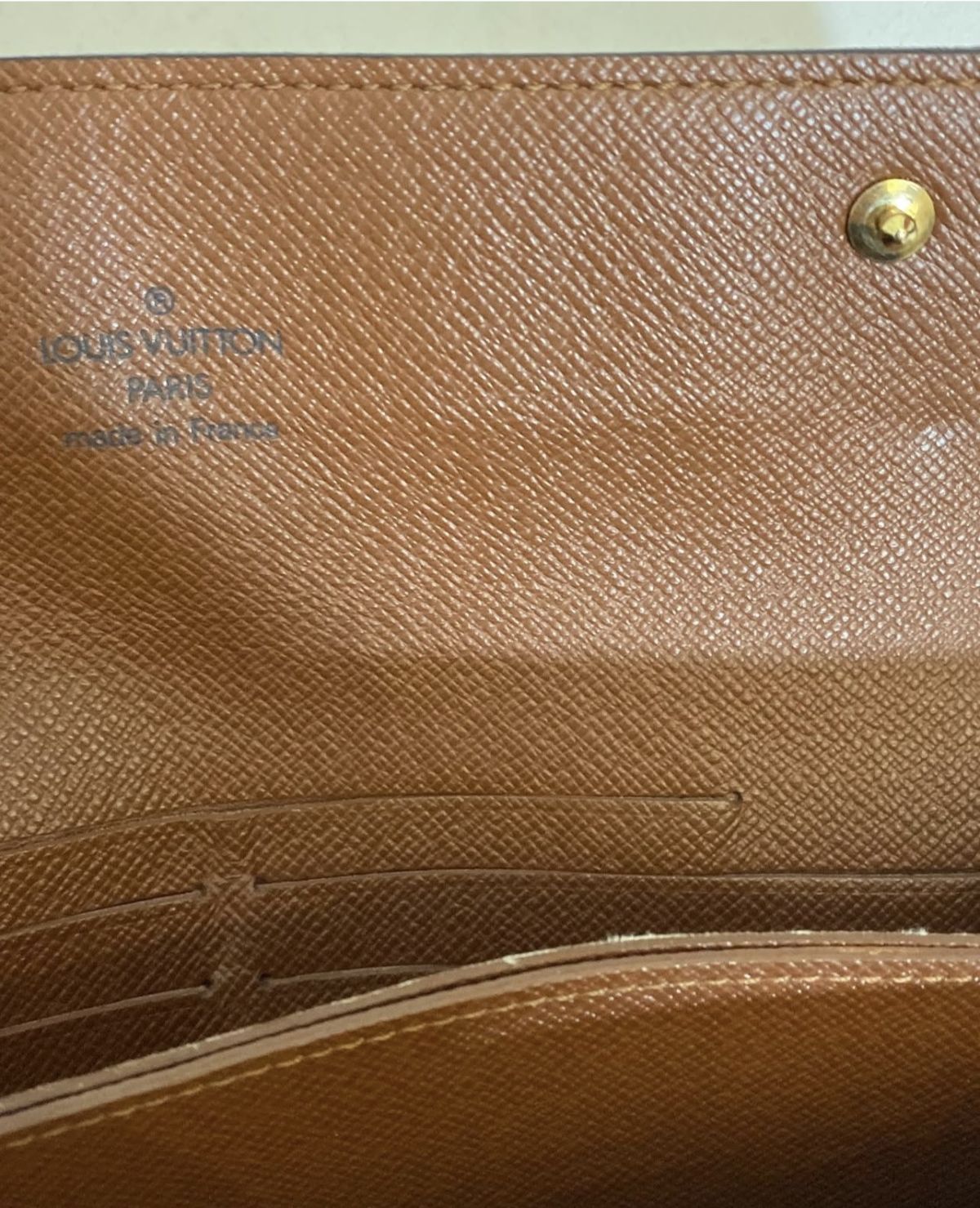 Гаманець Louis Vuitton. Є цепочка 