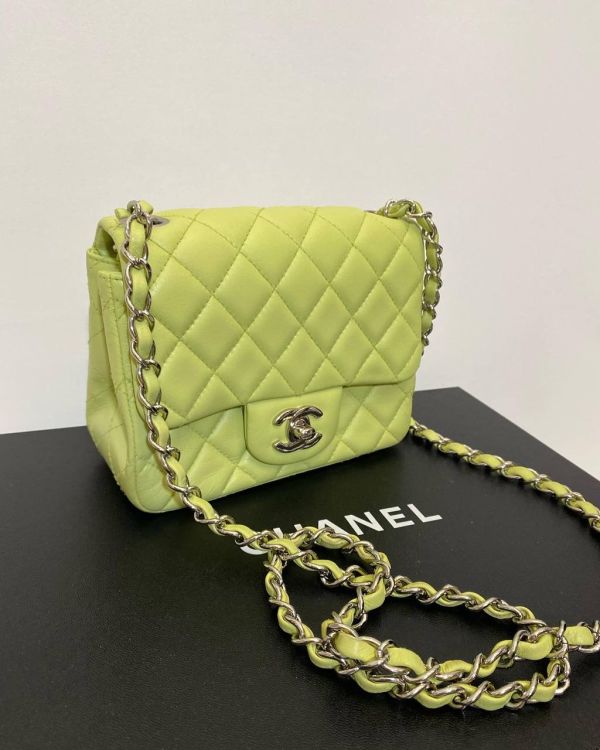 Сумка Chanel салатова