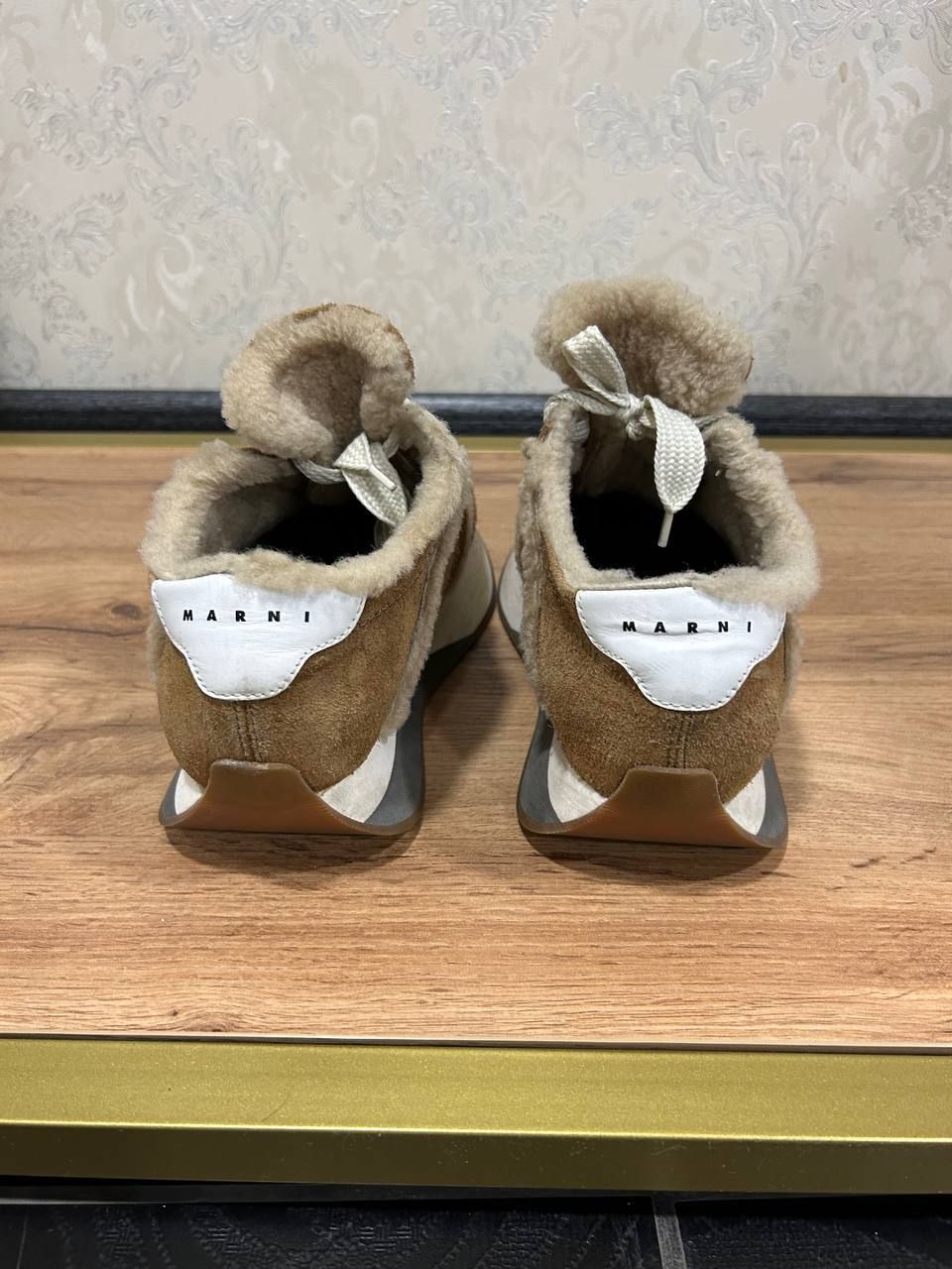 Кросівки утеплені Marni. Розмір 39