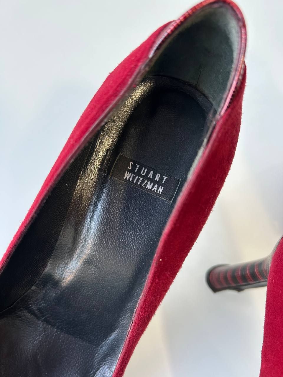 Комплект, сумка і туфлі Stuart Weitzman. 
