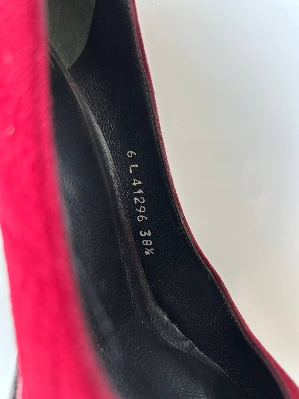 Комплект, сумка і туфлі Stuart Weitzman. 