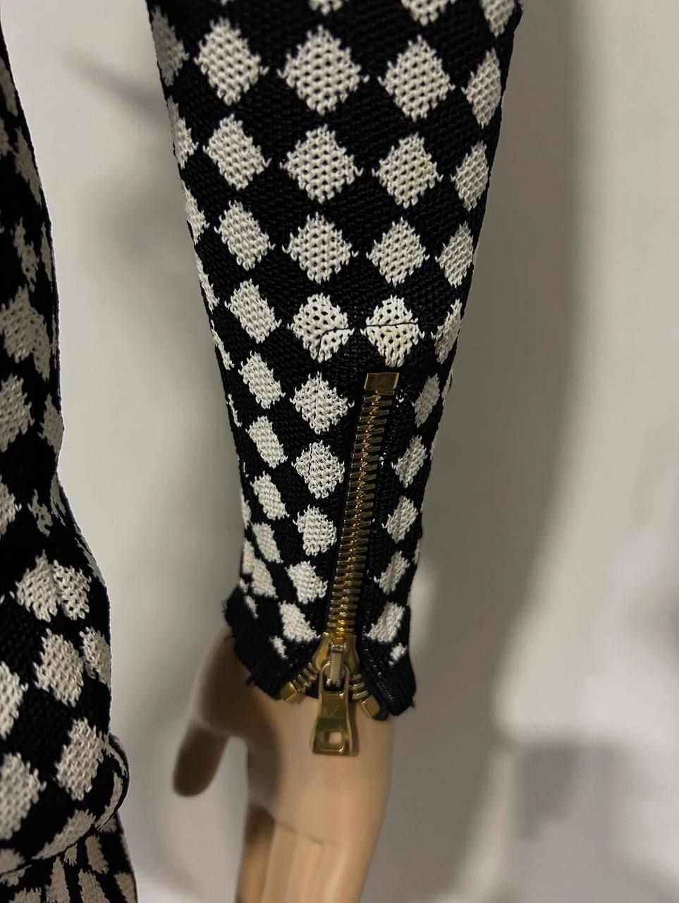 Сукня Balmain з чорно-білим принтом. Розмір S