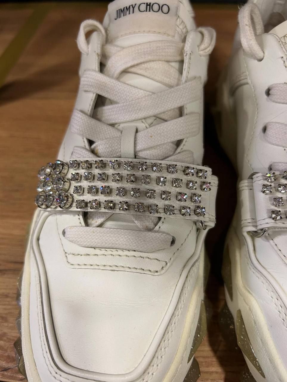 Білі кросівки Jimmy Choo. Розмір 38