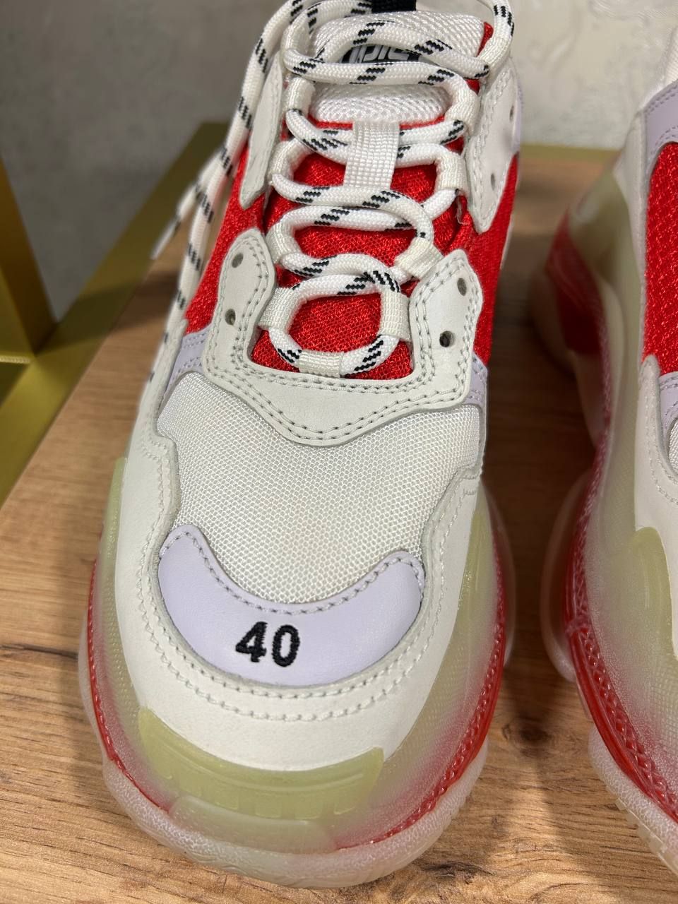 Кросівки Balenciaga Triple S. Розмір 40