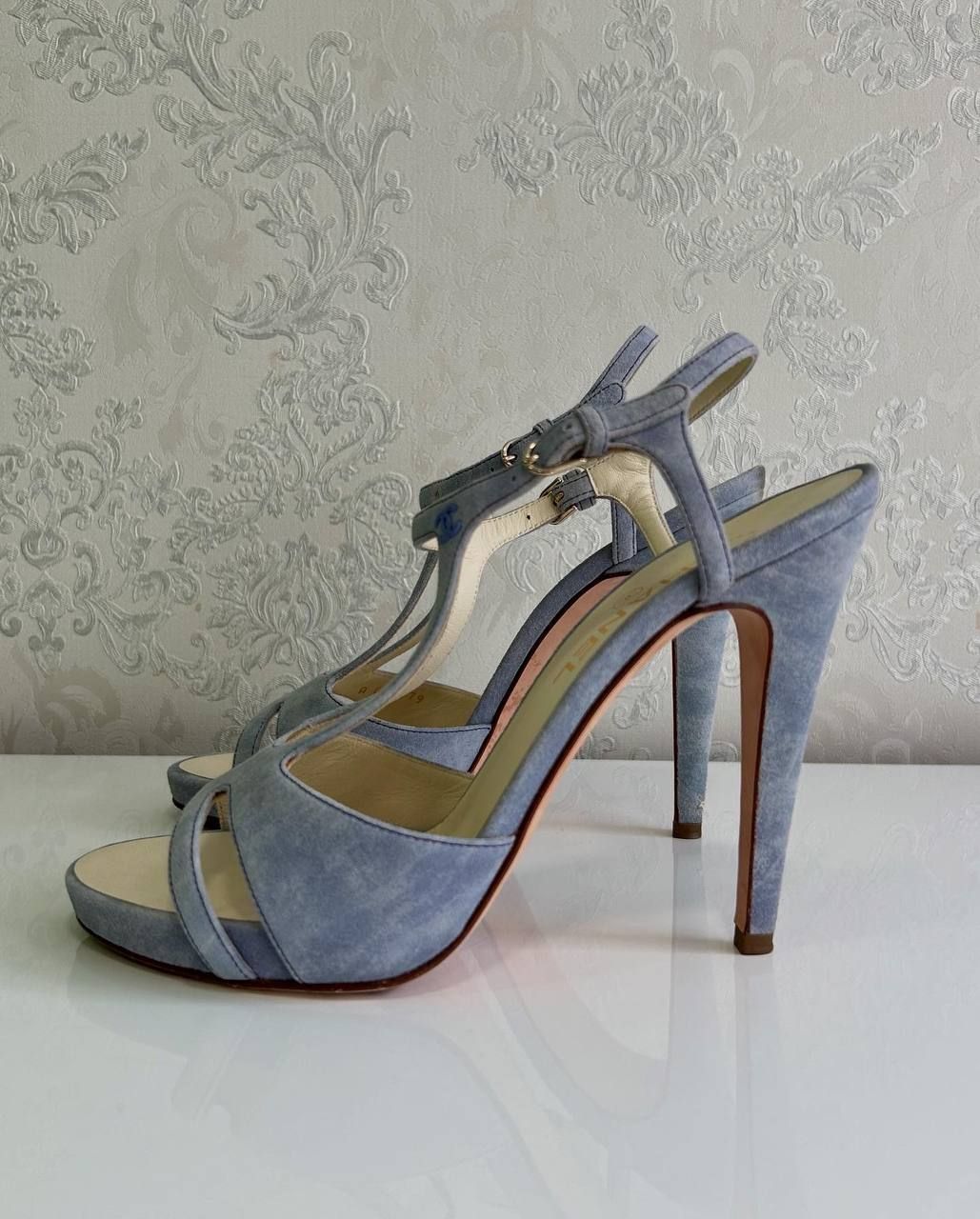 Босоніжки Chanel. Розмір 39.5