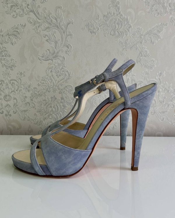 Босоніжки Chanel. Розмір 39.5