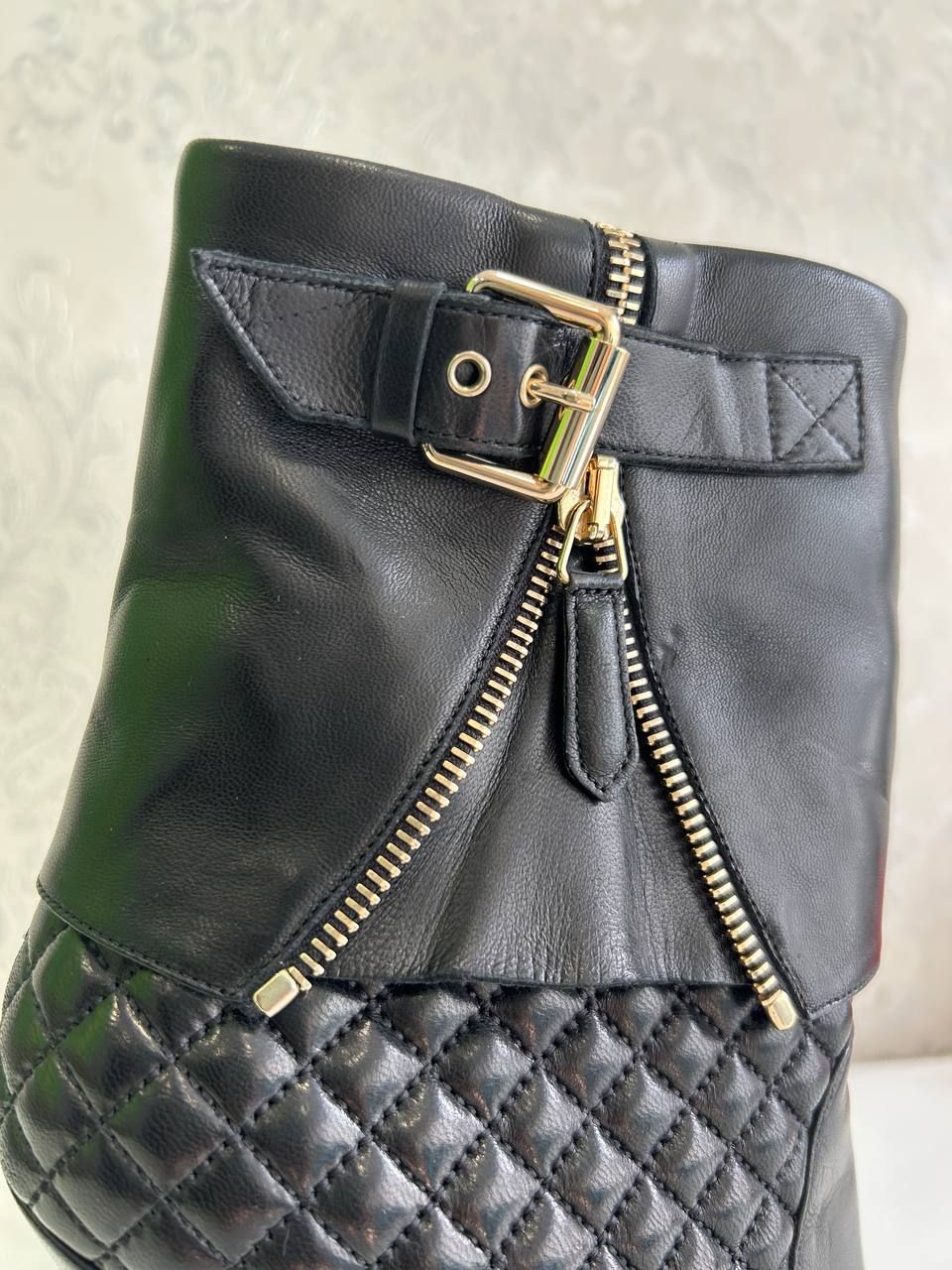 Ботільони Brian Atwood. Розмір 39.5