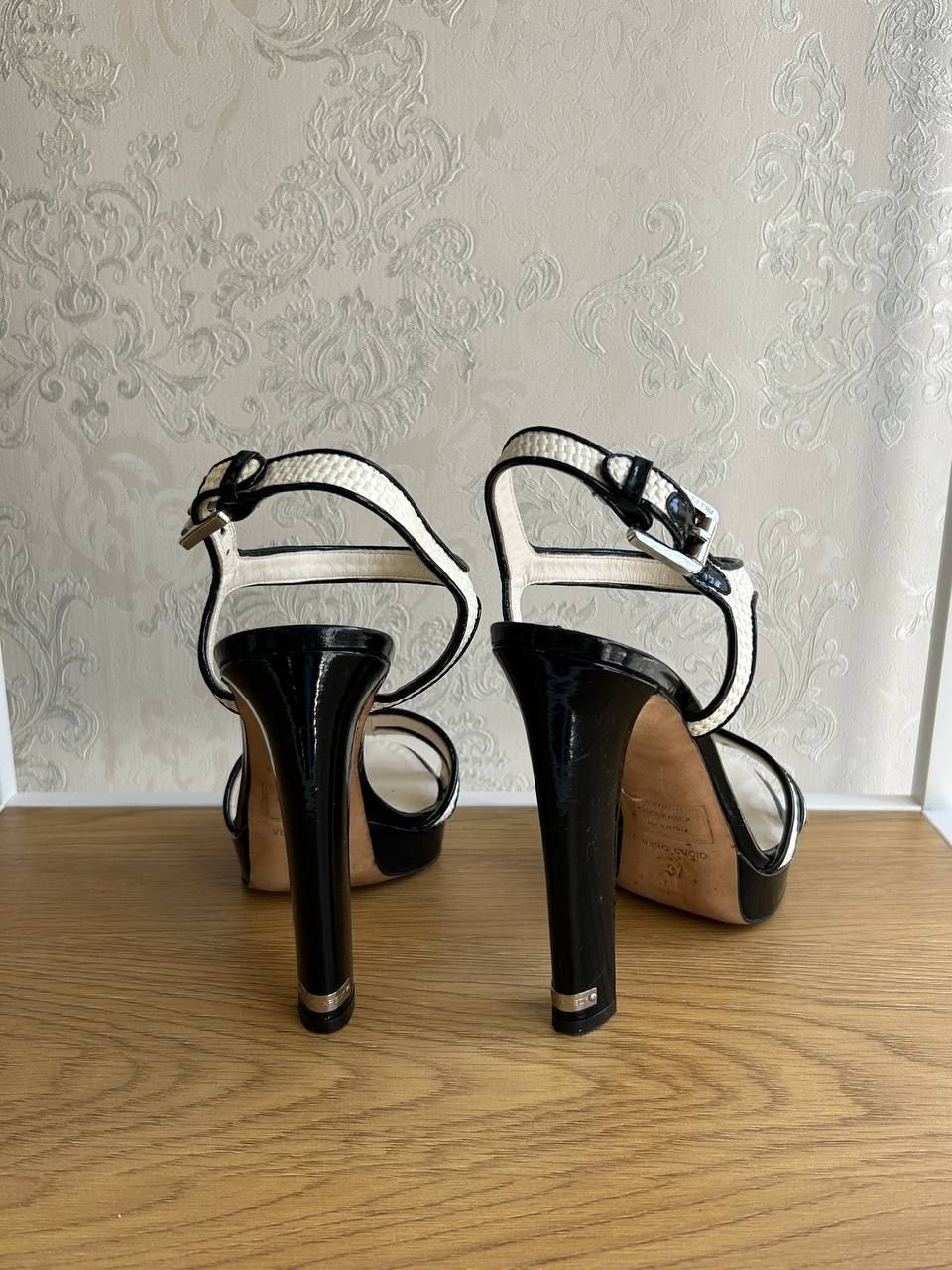 Босоніжки DsQuared. Розмір 37