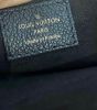 Сумка чорного кольору Louis Vuitton