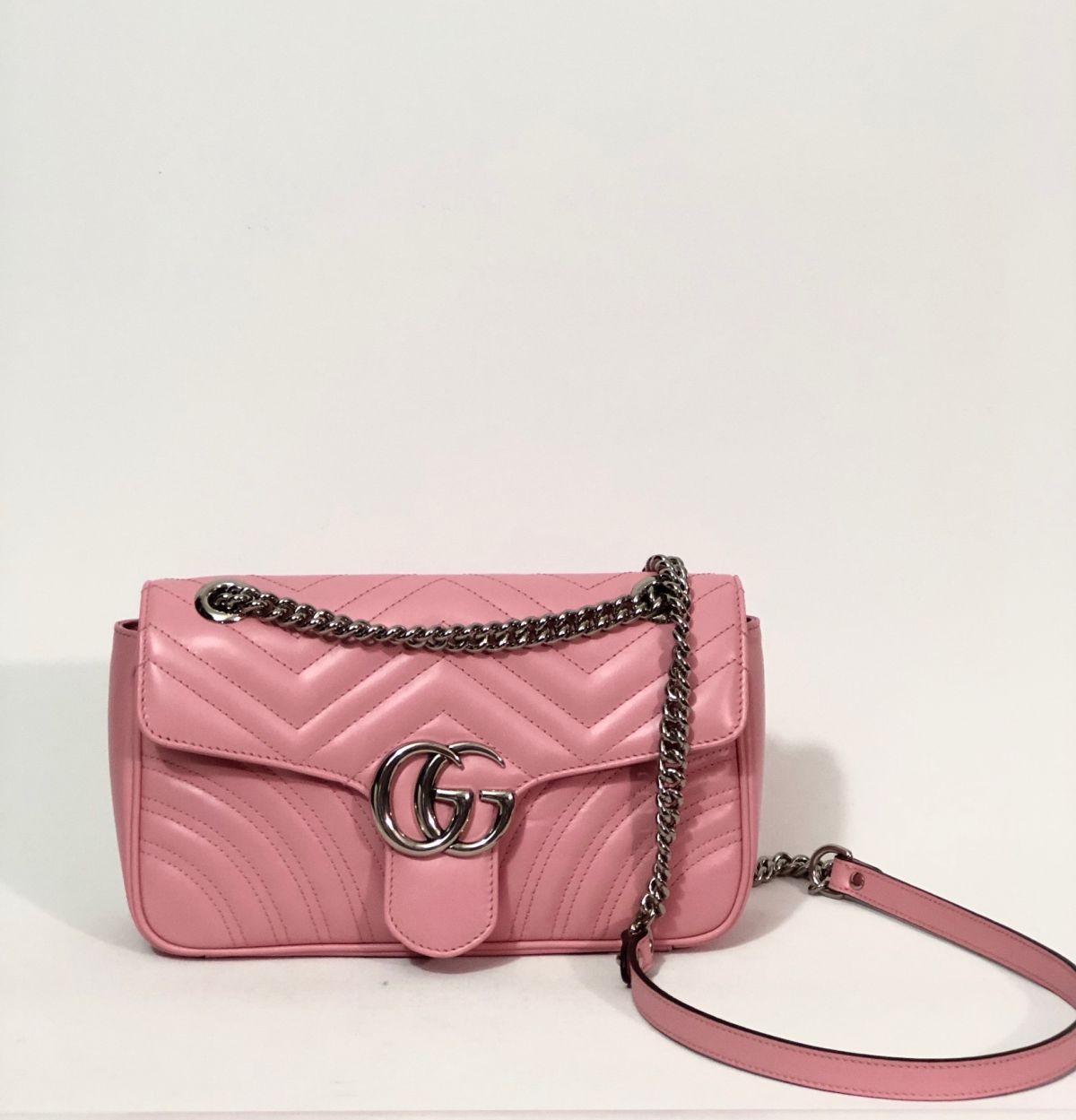 Сумка Gucci Marmont.