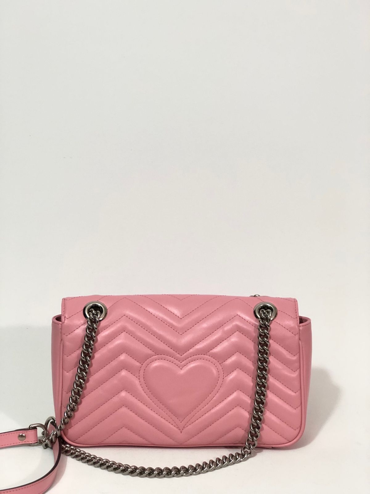 Сумка Gucci Marmont.