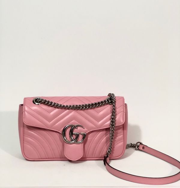 Сумка Gucci Marmont.